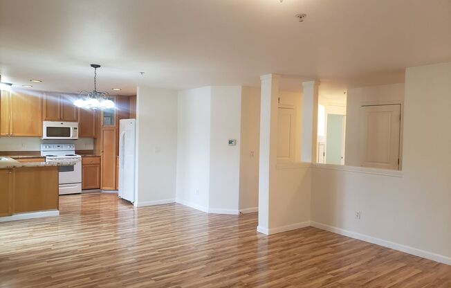 2 beds, 2 baths, $1,995, Unit # K67