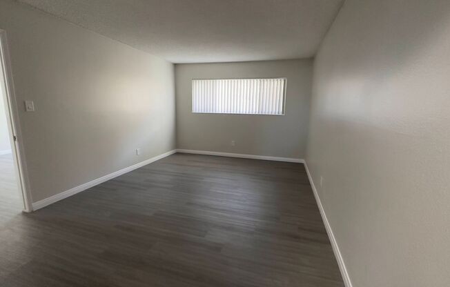 1 bed, 1 bath, 750 sqft, $1,799, Unit 04