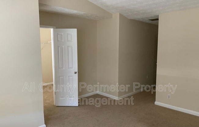 2795 VINING RDG