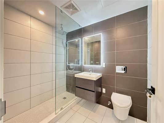 1238 63 ST