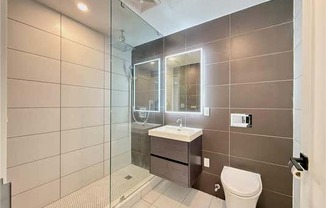 1 bed, 1 bath, 648 sqft, $2,700, Unit 301