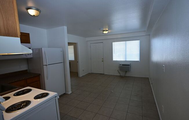 One Bedroom Apartment - Upstairs - 3017 Carey Ave