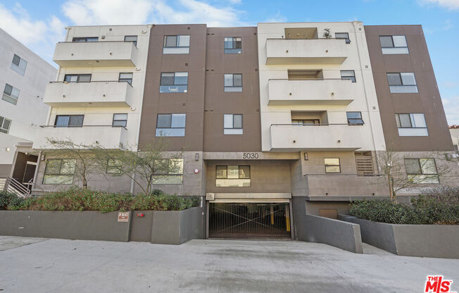 5030 Rosewood Ave Apt 206
