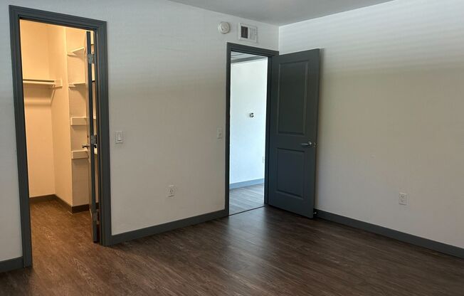 1 bed, 1 bath, 695 sqft, $2,365, Unit D020