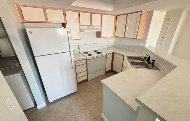 2 beds, 2 baths, $1,295, Unit UNIT 1129