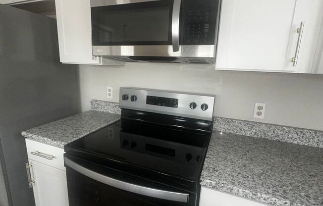 6732 Willowbrook Unit 7~Stewart's Creek