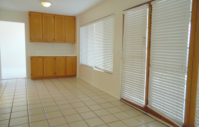 Desert Shores - 4 bedroom