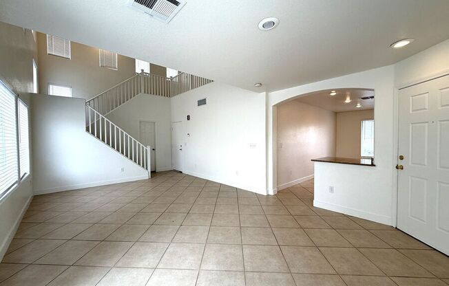 5693 BONDS FLT ST