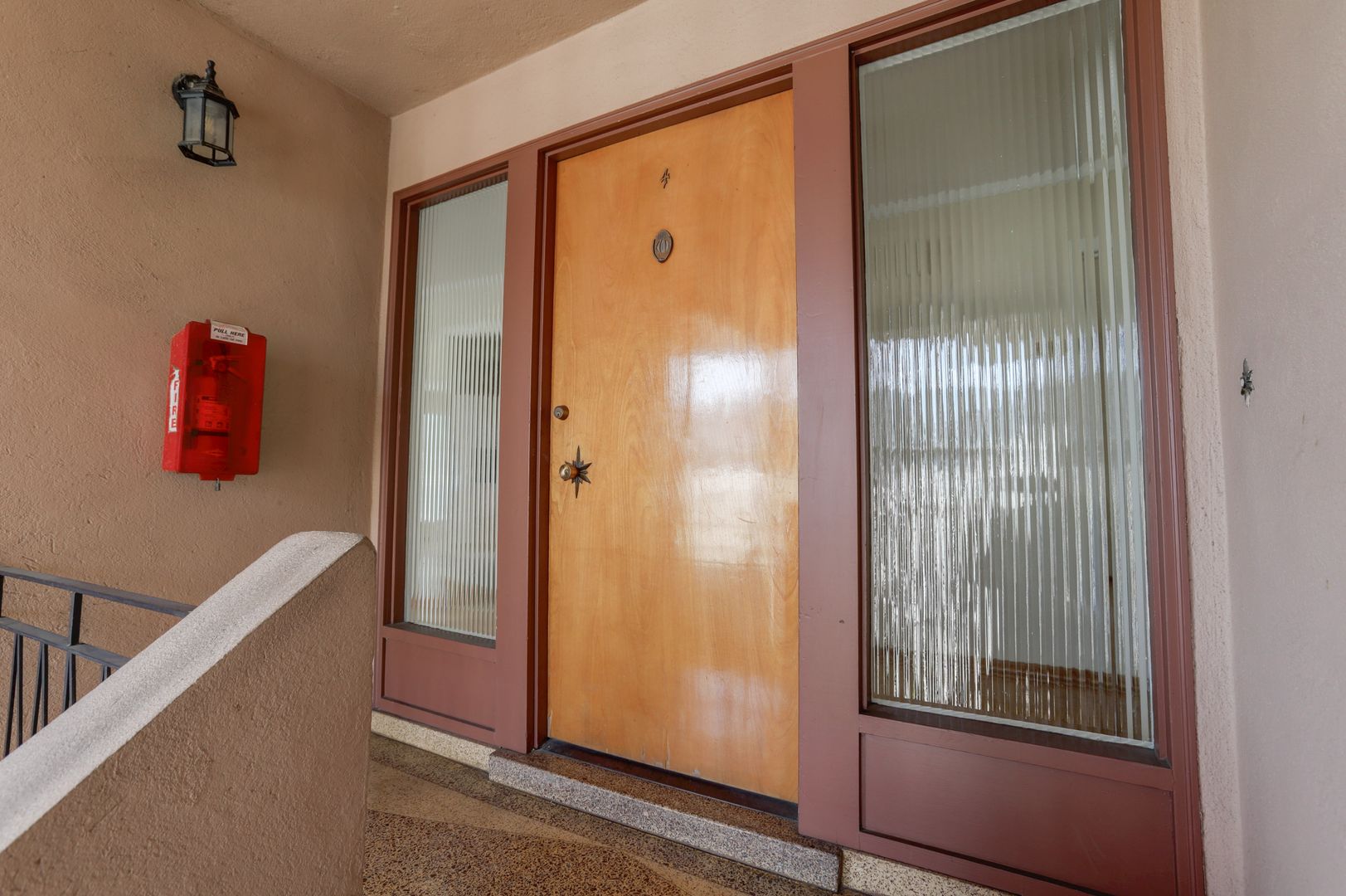 2BR/1BA Top Floor Corner Unit with Balcony & Parking | Pet Friendly | Near Downtown | YouTube Tour