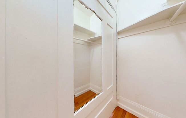 Studio, 1 bath, 489 sqft, $1,628, Unit 223