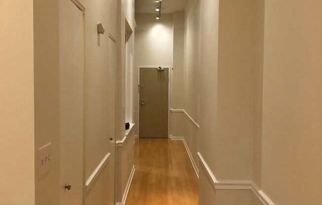 1 bed, 1 bath, $2,195