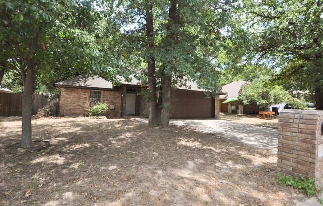 3-2-2 Brick Home in Chimney Rock!