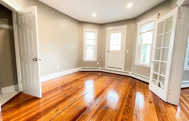 214 HANCOCK ST