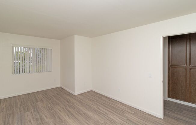 1 bed, 1 bath, 642 sqft, $1,895, Unit G10