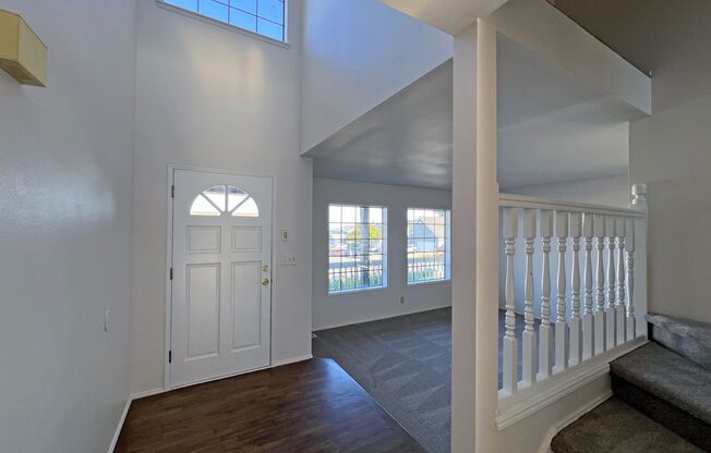 3 Bedroom 2.5 Bath in North East Tacoma