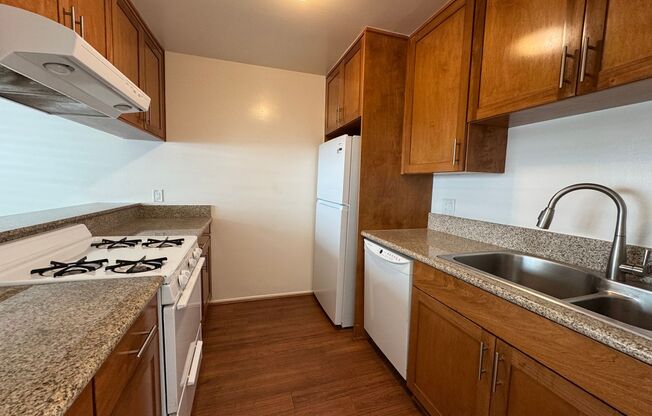 21st St 1144