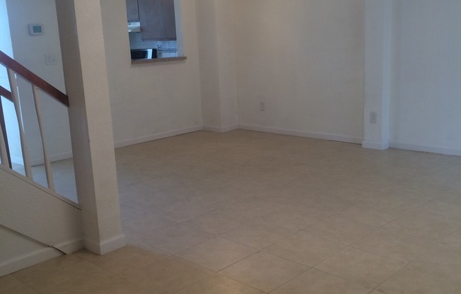 9620F Vinca Circle