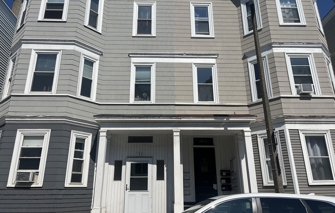 184 L ST