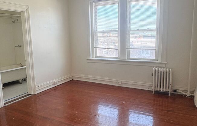 1 bed, 1 bath, 2 sqft, $999, Unit #407