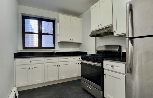 136 SAINT PAULS PL