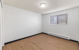 2 beds, 1 bath, 870 sqft, $1,395, Unit 14