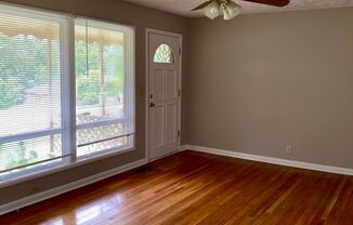 2200 Crestline