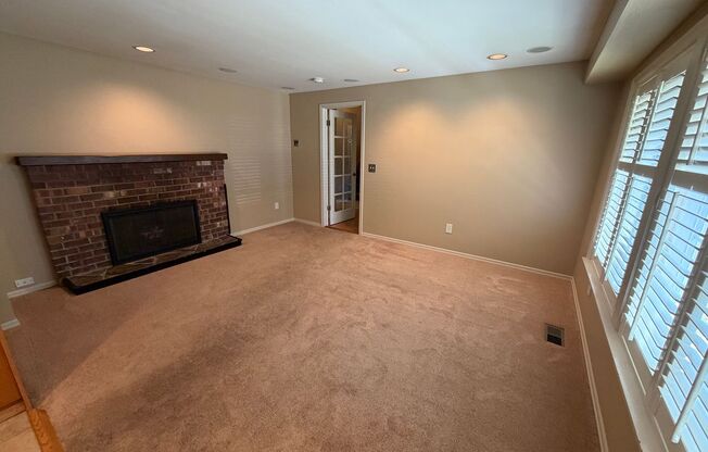 15802 SE 47 ST