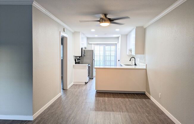 1 bed, 1 bath, 780 sqft, $2,695, Unit 455D