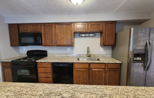 2 beds, 1 bath, $1,795