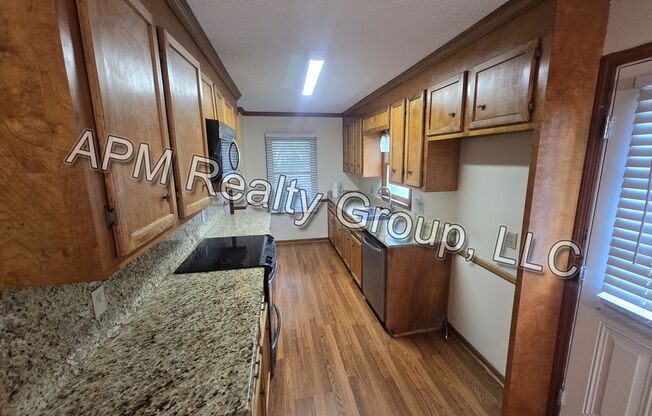 3 beds, 2 baths, $1,725