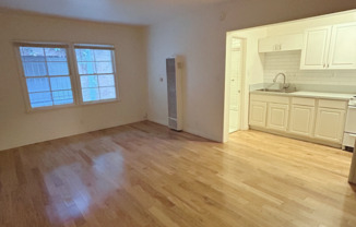 Charming Studio Near LACMA, The Grove & Melrose-Fairfax! MOVE IN READY!