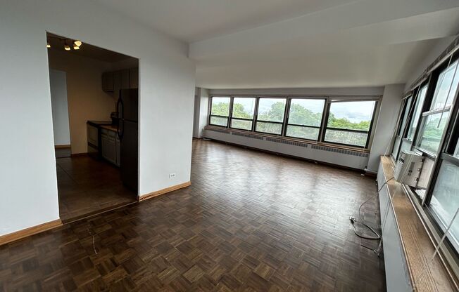 2 beds, 1 bath, 1,200 sqft, $2,800, Unit 418-0605