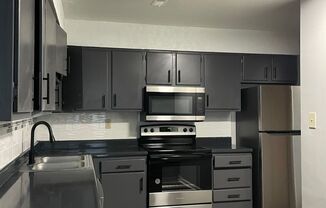 1 bed, 1 bath, $930, Unit 7349-B