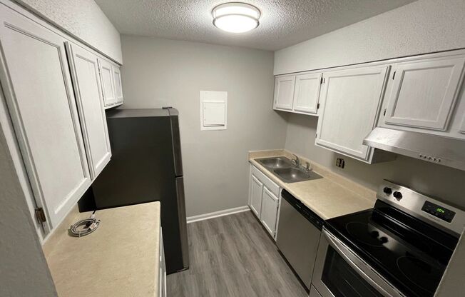 1 bed, 1 bath, 650 sqft, $1,375, Unit #17