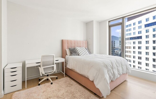 1 bed, 1 bath, 691 sqft, $5,650, Unit 1912