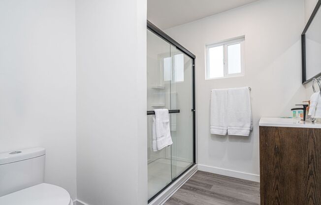 1 bed, 1 bath, 600 sqft, $2,450, Unit 5