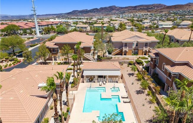 2 beds, 2 baths, $1,595, Unit # 423