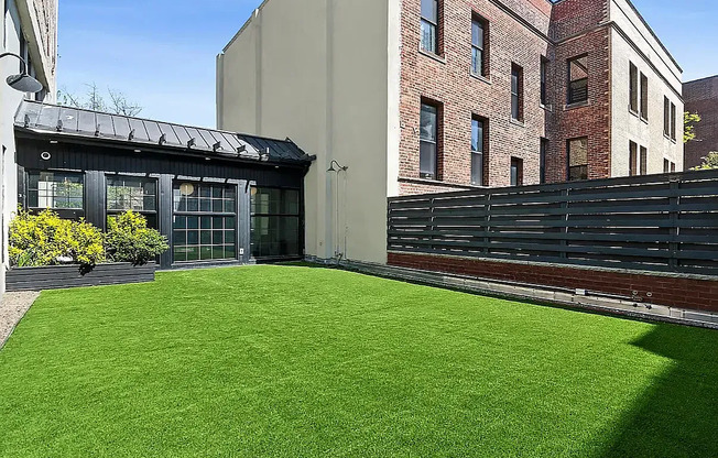 2 beds, 1 bath, $3,795, Unit 311