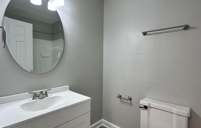 2 beds, 1 bath, 980 sqft, $1,493, Unit 155H