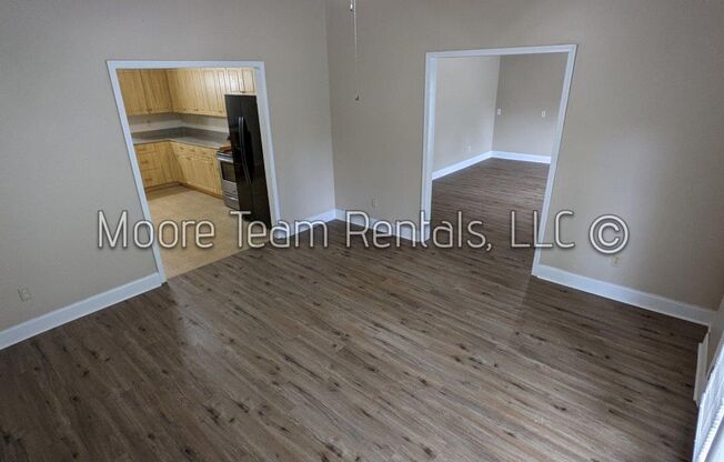 2 beds, 1 bath, 1,350 sqft, $1,495, Unit Birchfield Lane - 20-A