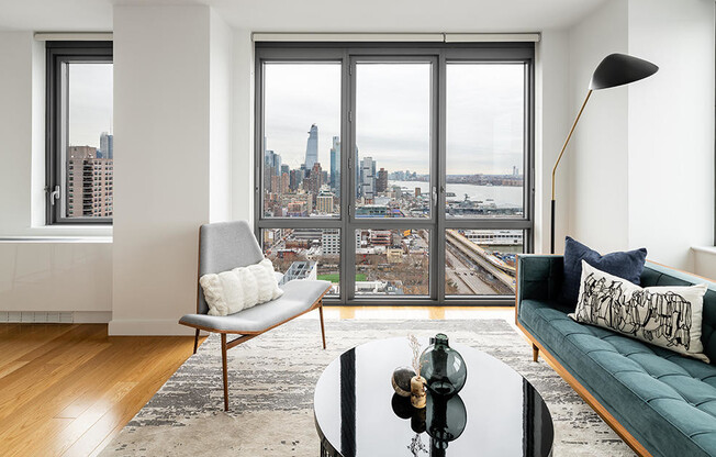 Three Bedroom luxury apartment with views of Hudson Yards in Manhattan 