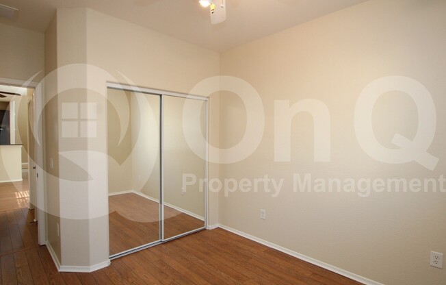 1366 S SABINO DR
