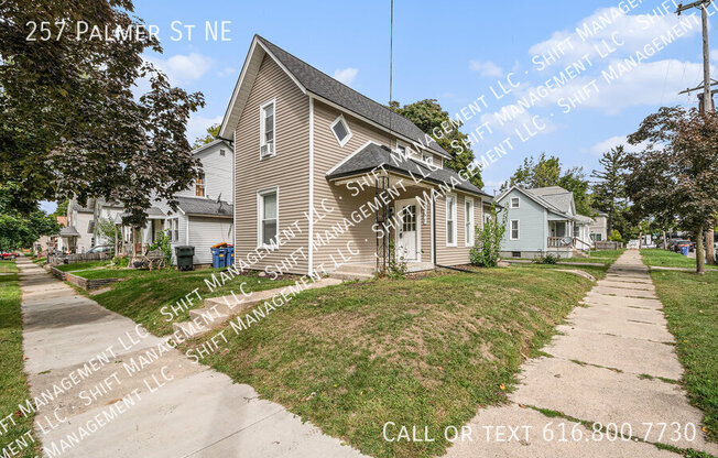 257 PALMER ST NE