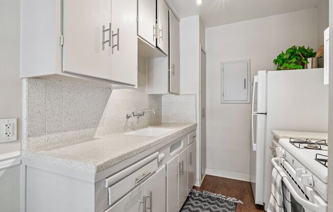 1 bed, 1 bath, 650 sqft, $1,595, Unit 5