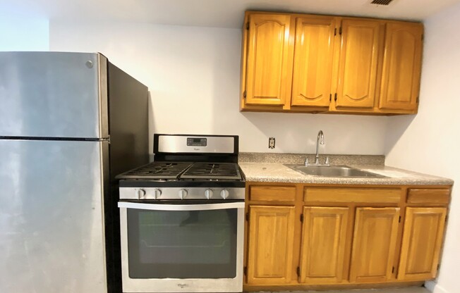 5 DELAVAN ST