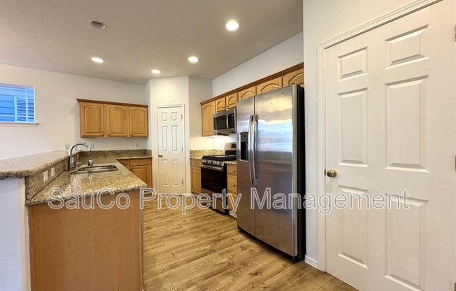 11074 SW WASHINGTON ST