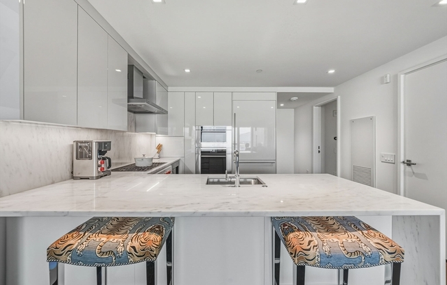 2 beds, 2.5 baths, 1,338 sqft, $12,500, Unit 17C