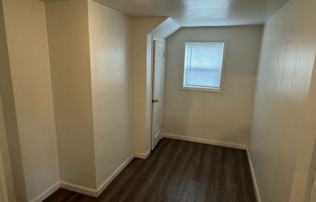 2 beds, 1 bath, $1,195, Unit 636 F St. Unit A