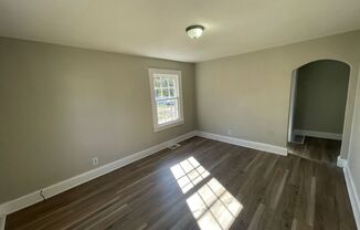 2 beds, 1 bath, $1,195