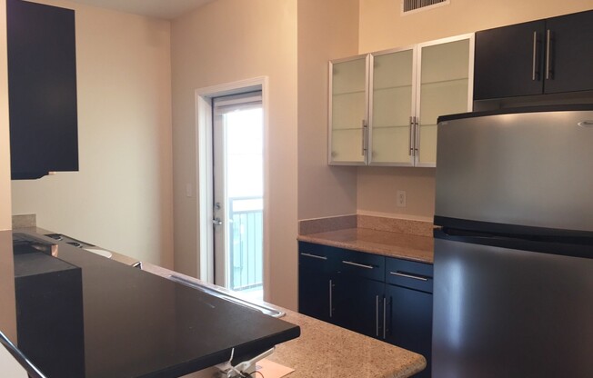 4 beds, 3 baths, 1,605 sqft, $3,660, Unit 316 (Furnished)